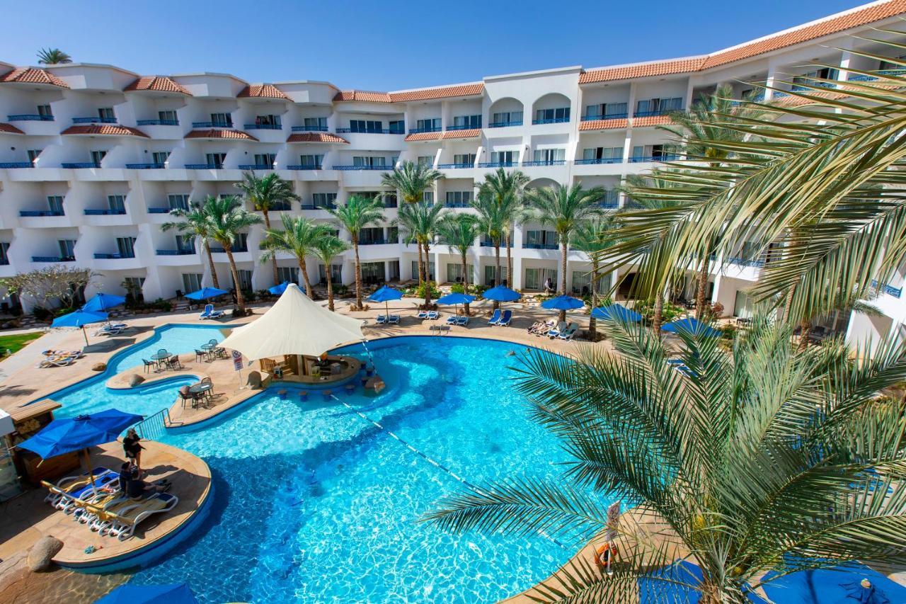 Naama Bay Hotel & Resort Sharm el Sheikh Esterno foto The swimming pool at the hotel