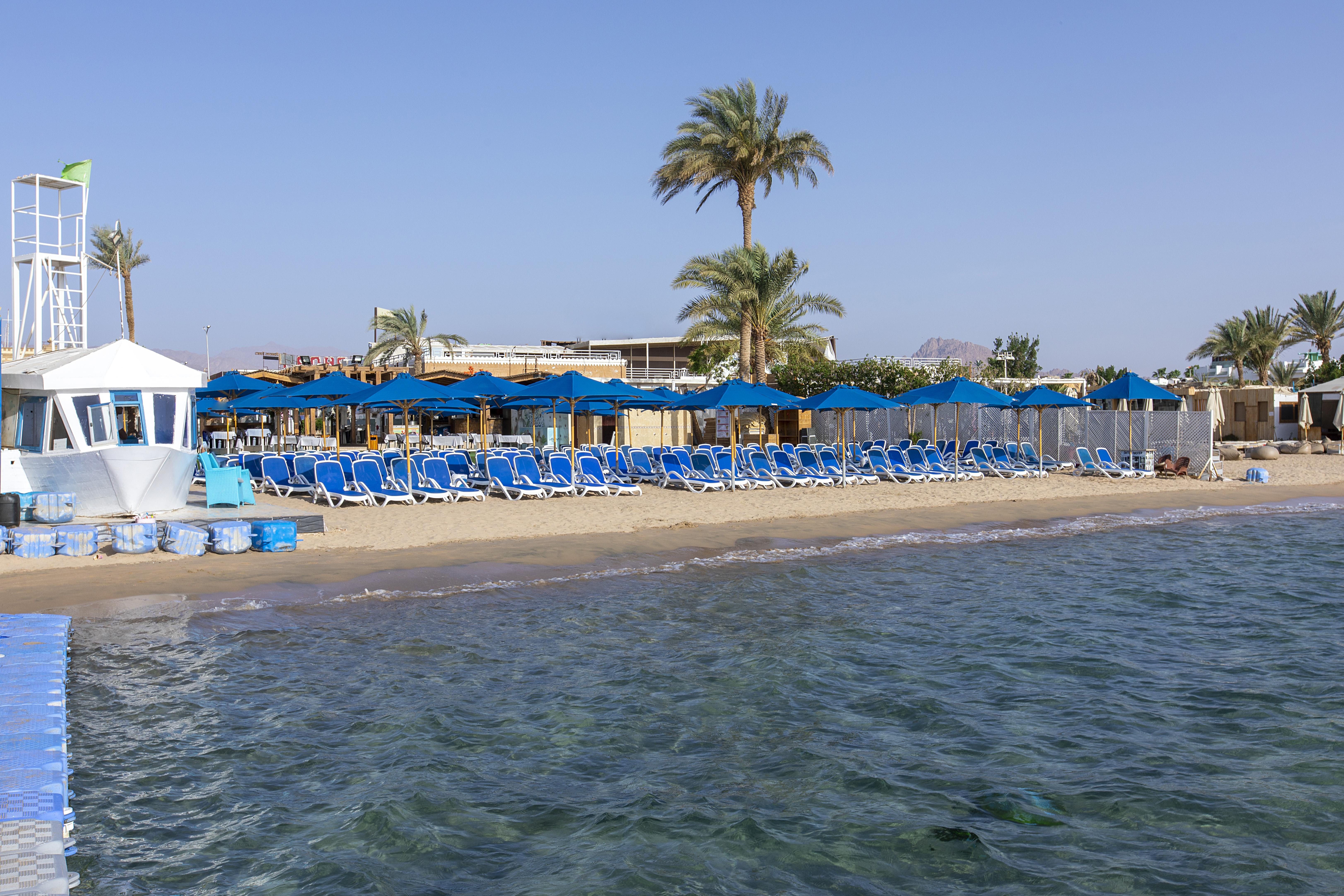 Naama Bay Hotel & Resort Sharm el Sheikh Esterno foto A beach in Hurghada